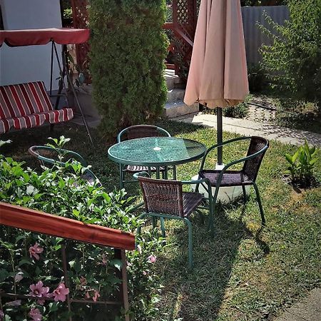 גיולה Liza Apartman מראה חיצוני תמונה