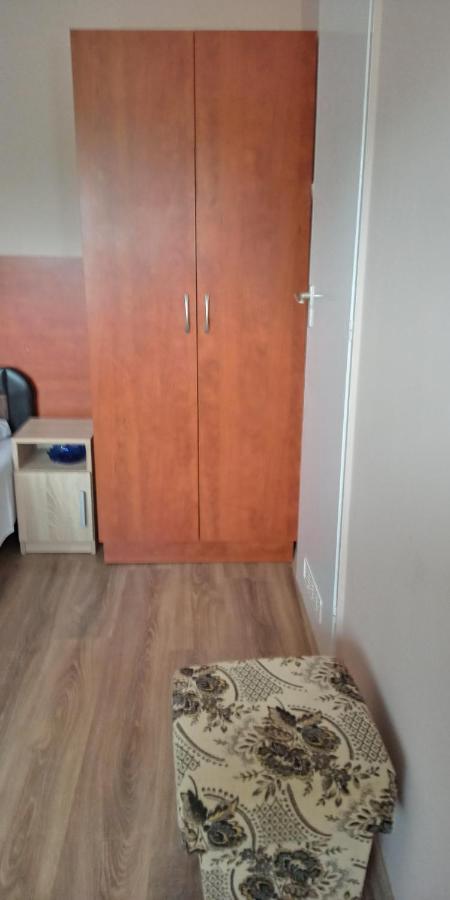 גיולה Liza Apartman מראה חיצוני תמונה